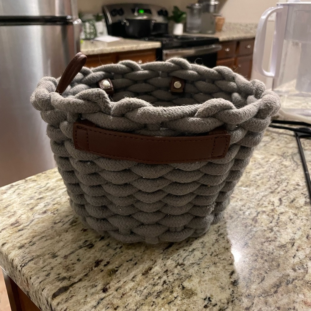Woven basket ✨